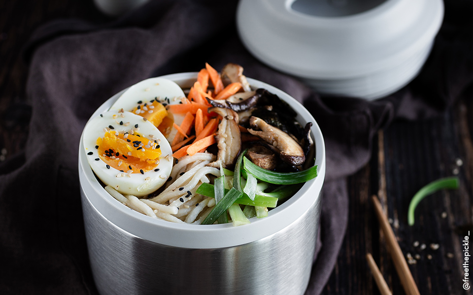 Recette Bento - Ramen Végétarien au Miso et Tahini - Monbento