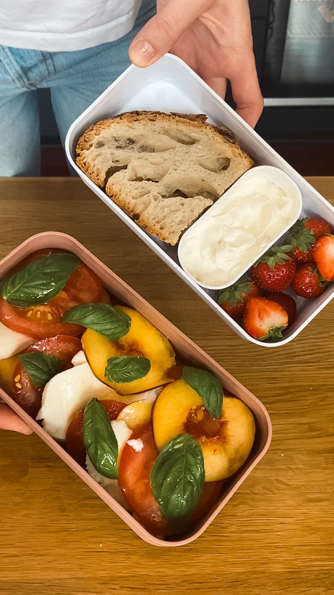 Couv-salade-tomates-pêches Salade tomate-mozza-basilic-nectarine