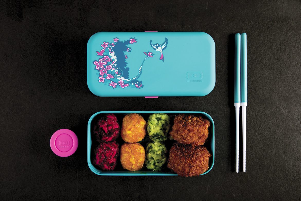 Nuggets de vrai poulet « Mozza Stuff' » et Onigiri de légumes